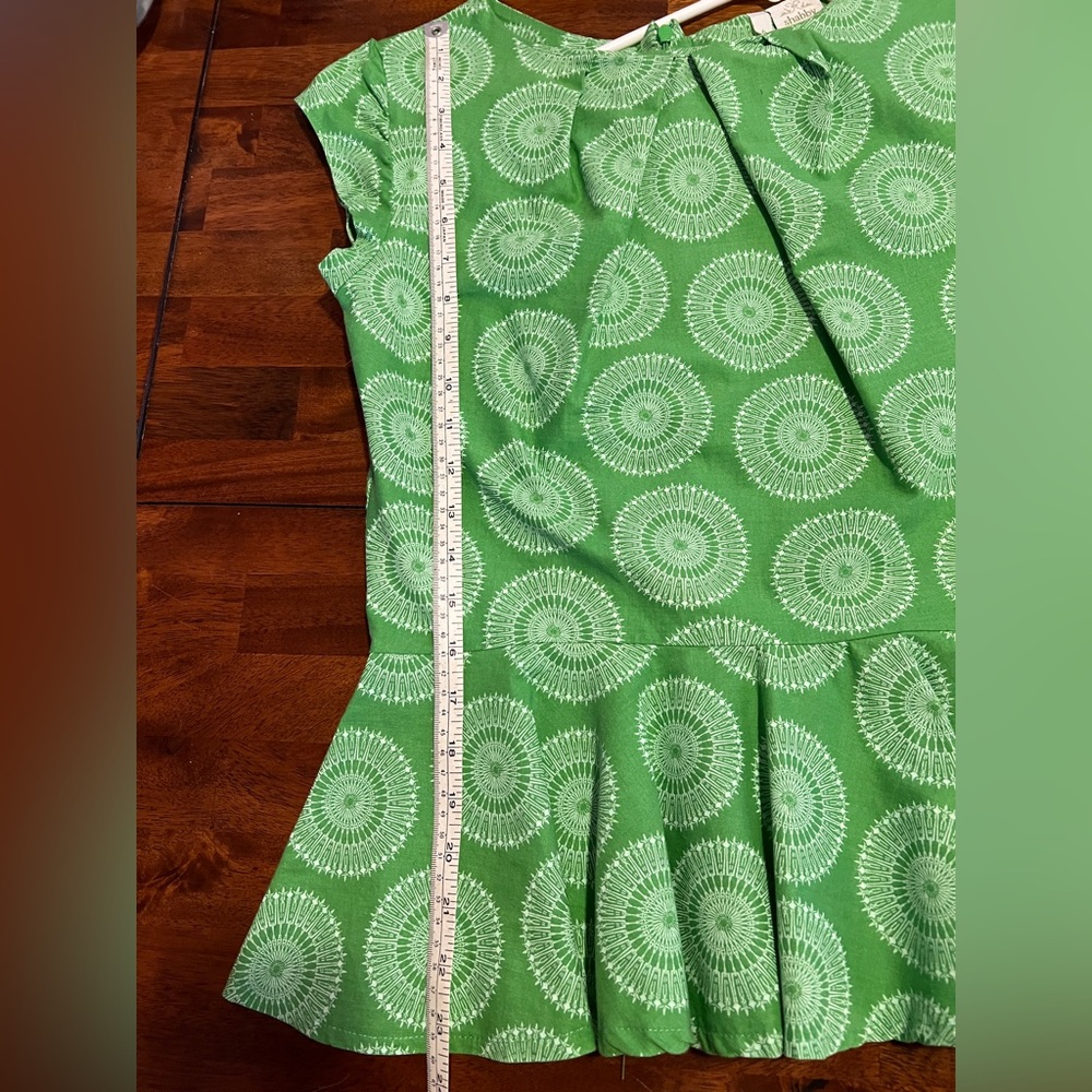 Shabby Apple Women’s Green Peplum Top Size 6 - Picture 9 of 11